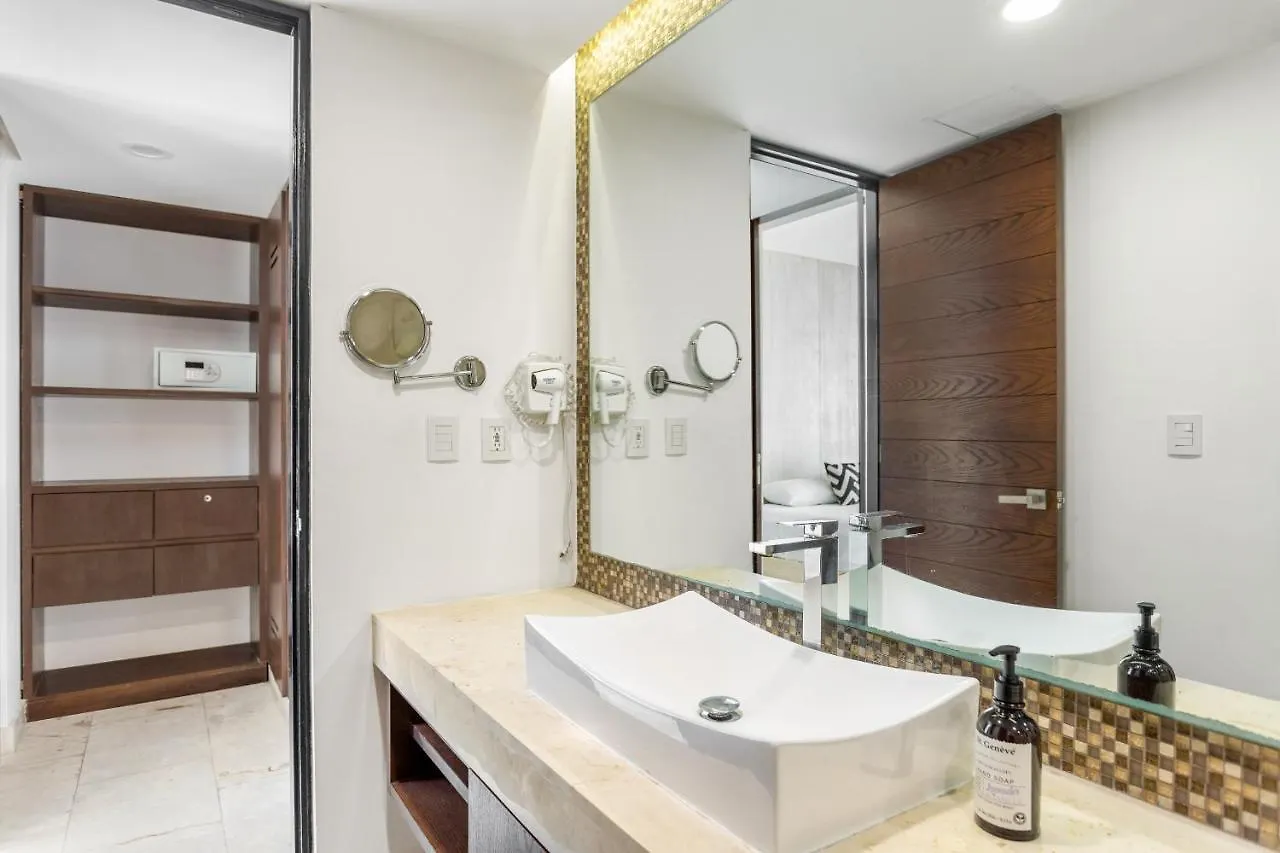 Downtown Condos Luxury Playa del Carmen 0*,