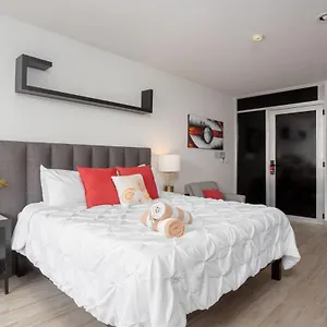 https://alexander-suites.allrivieramayahotels.com